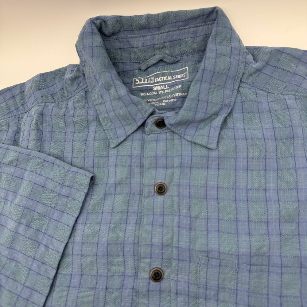 5.11 Tactical Mesh Interior Pockets Button Down Shirt Performance Plaid‎ Small